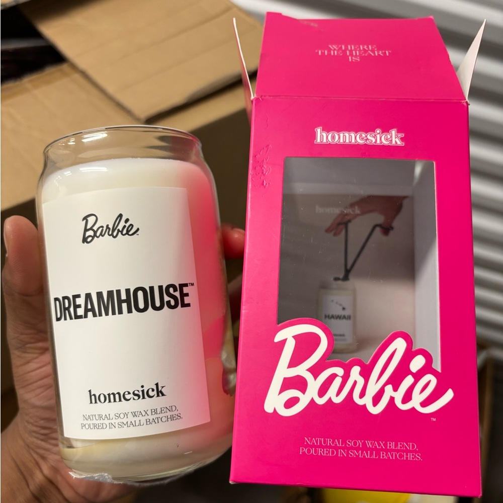 Homesick Barbie Dreamhouse Candle Lemon Sandalwood